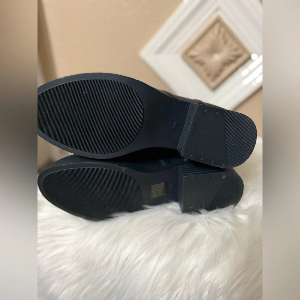 Tory Burch Navy Blue Footwear